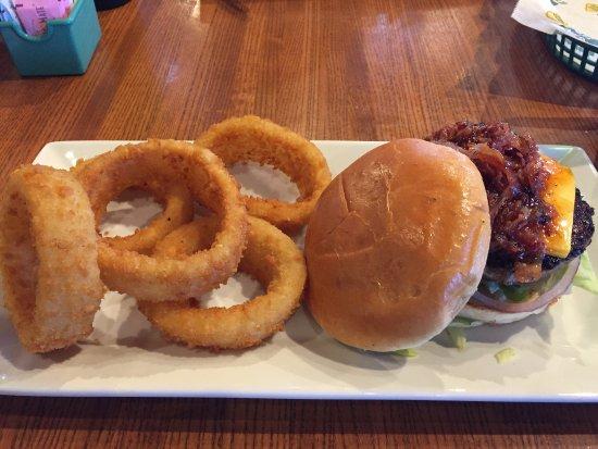 Quaker Steak & Lube