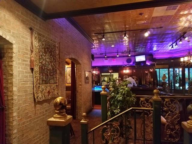The Garlic Poet Restaurant & Bar