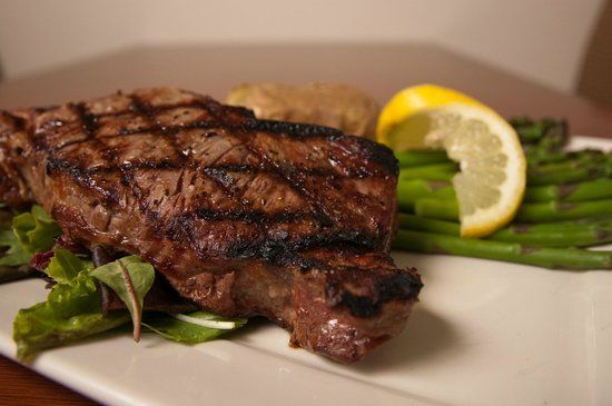 Trio Restaurant and Lounge