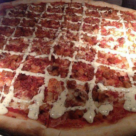 Goombas Pizzeria